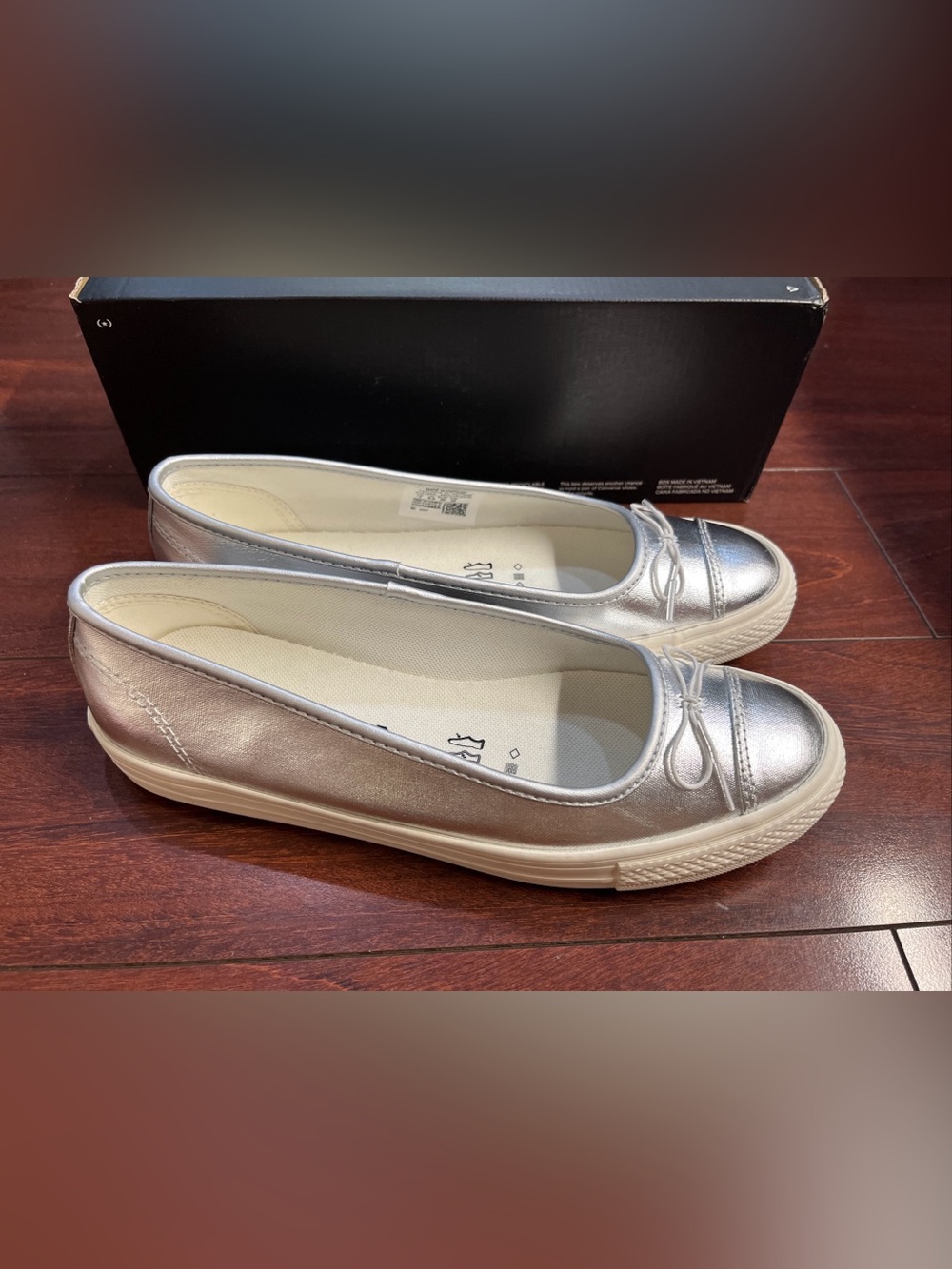 Womens 8 Converse Dainty Ballerina Slip On Silver Metallic New A14492C HALF BOX - Picture 6 of 16
